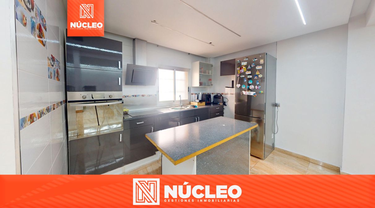 Kitchen of Flat for sale in Villajoyosa / La Vila Joiosa  with Air Conditioner and Furnished