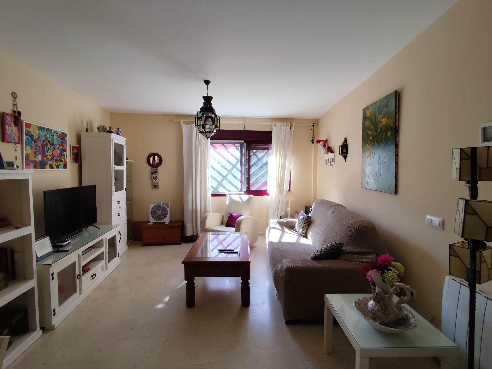 Sala d'estar de Planta baixa en venda en La Línea de la Concepción