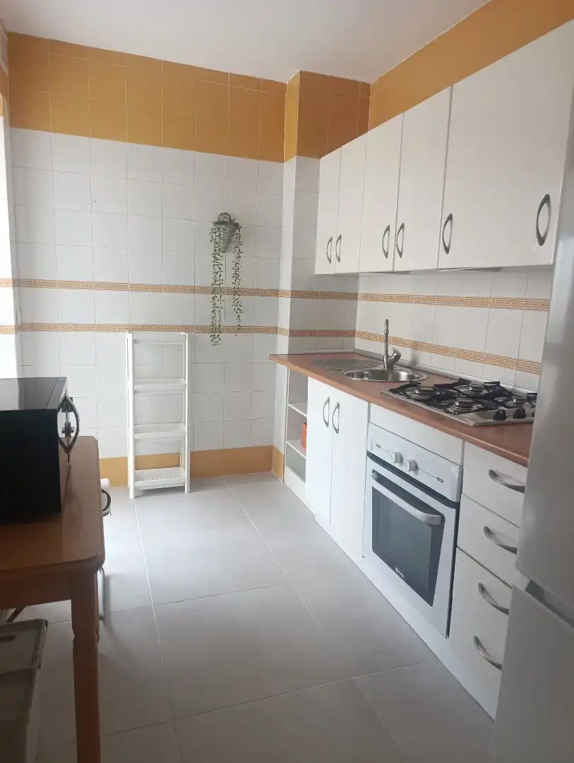 Cocina de Apartamento de alquiler con opción a compra en Málaga con Aire acondicionado, Terraza y Trastero