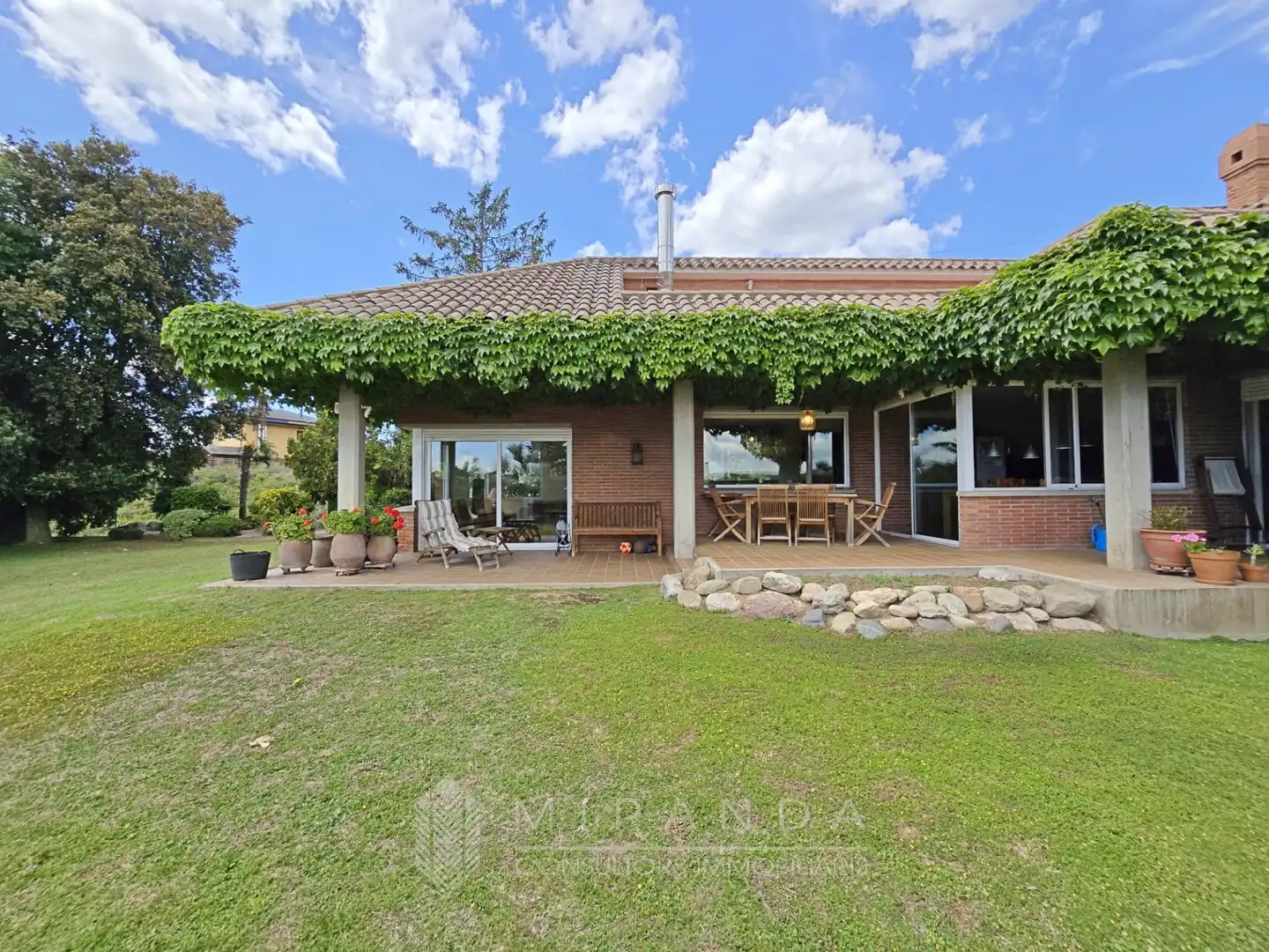 Garden of Houses for sale in Canovelles  with Air Conditioner, Heating and Private garden