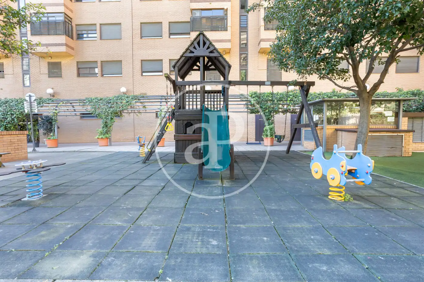 Garten von Wohnung zur Miete in Valencia mit Klimaanlage, Heizung und Privatgarten