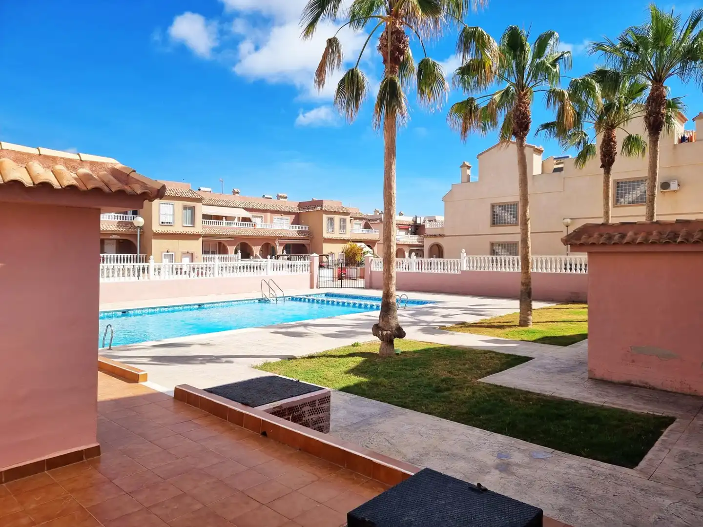 Swimming pool of Houses for rent in Santa Pola  with Air Conditioner, Heating and Private garden