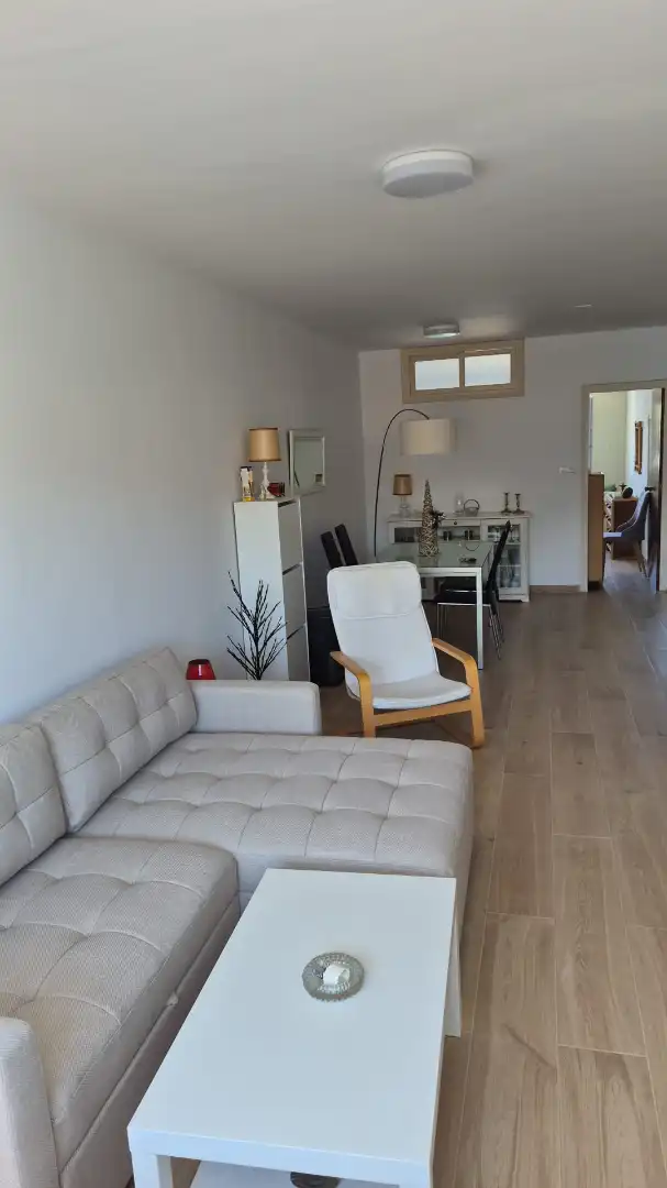 Sala d'estar de Apartament de lloguer en Mugardos amb Moblat, Forn i Rentadora