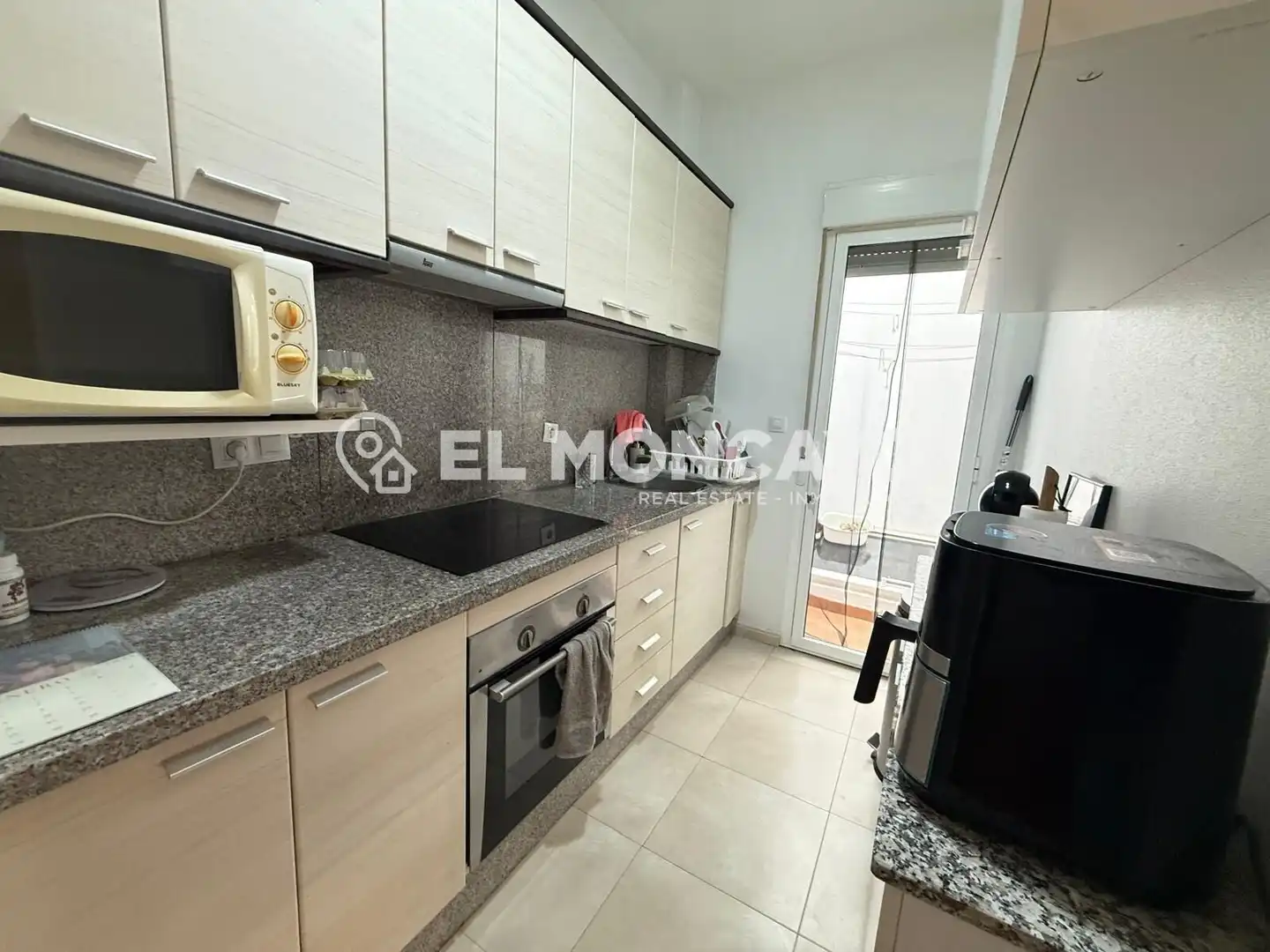 Kitchen of Apartments for sale in Guardamar del Segura