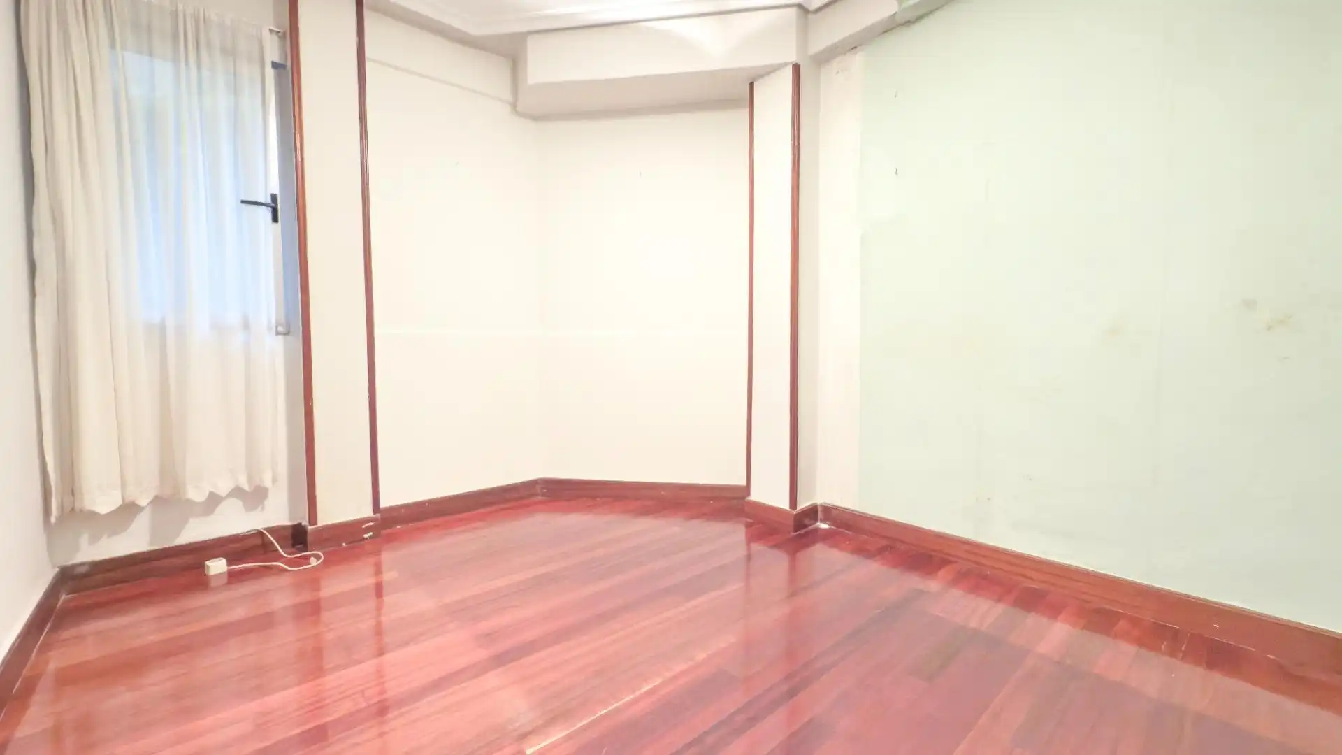 Piso en venta en Calle de San Blas, Gros