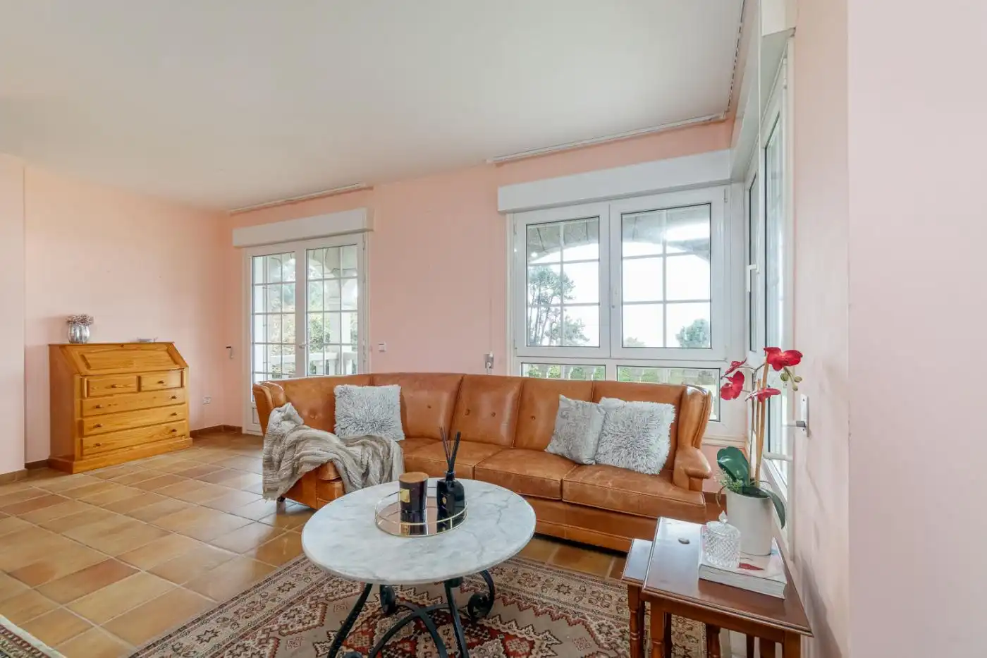 Sala de estar de Casa o chalet en venta en Bueu con Calefacción, Terraza y Amueblado