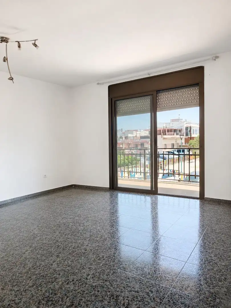 Terraza de Piso en venta en Santa Oliva con Calefacción, Balcón y Alarma