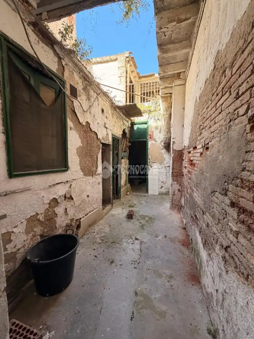 Casa bifamiliare in vendita a Centre - Sant Oleguer, imagen 3