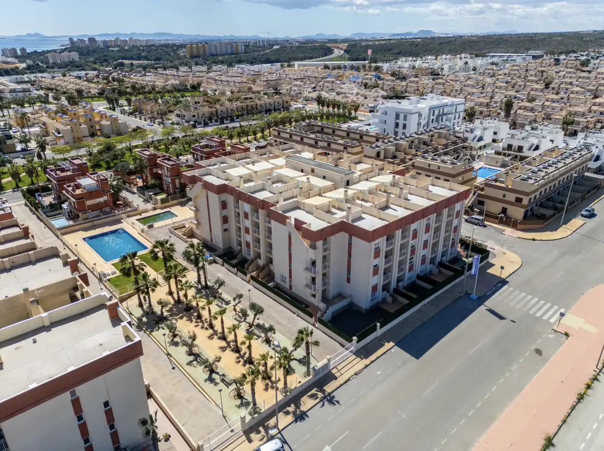 Apartament amb piscina en venda a Calle Cabo Prior