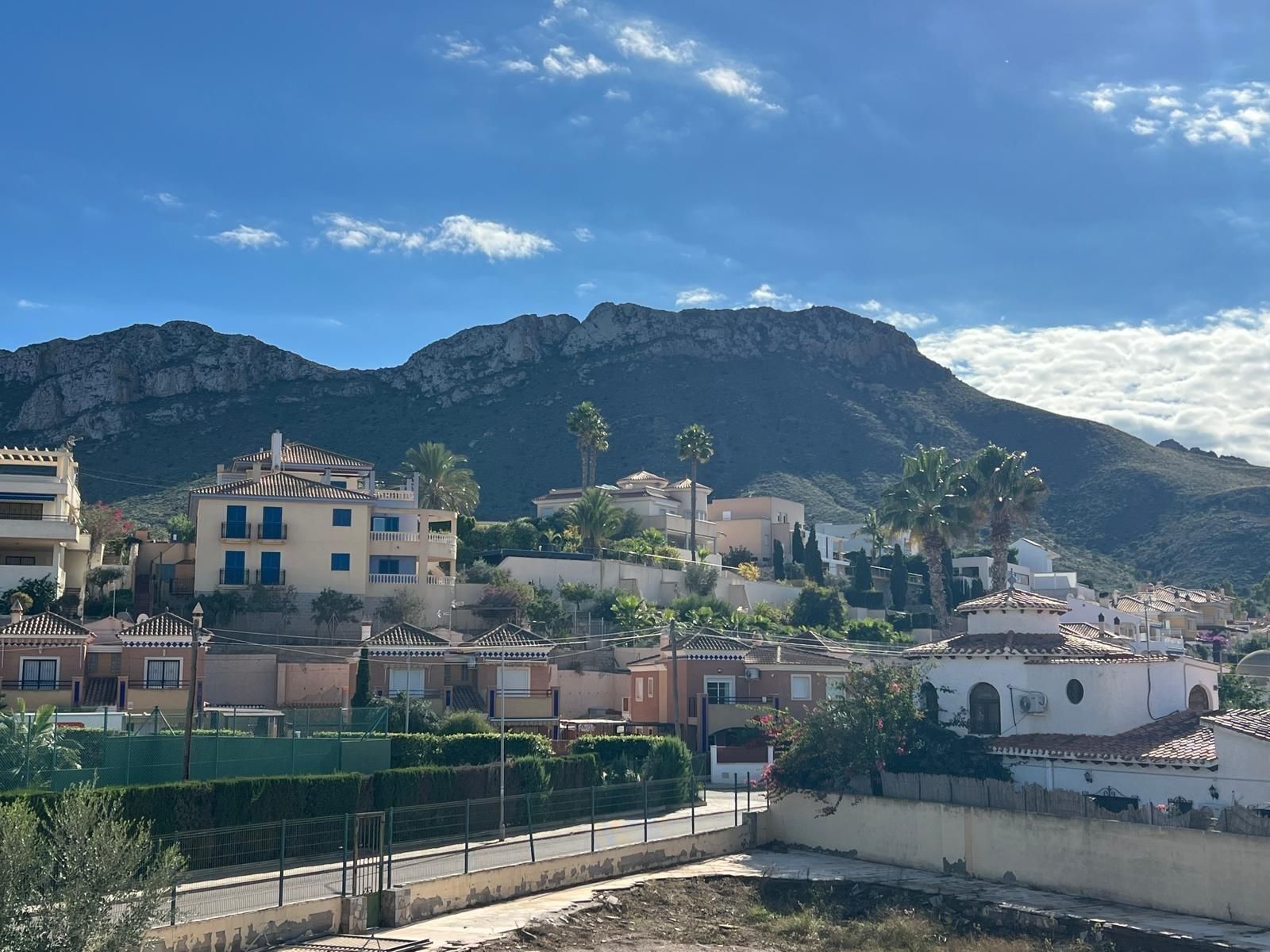 Vista exterior de Casa adosada en venta en Águilas con Aire acondicionado, Jardín privado y Terraza
