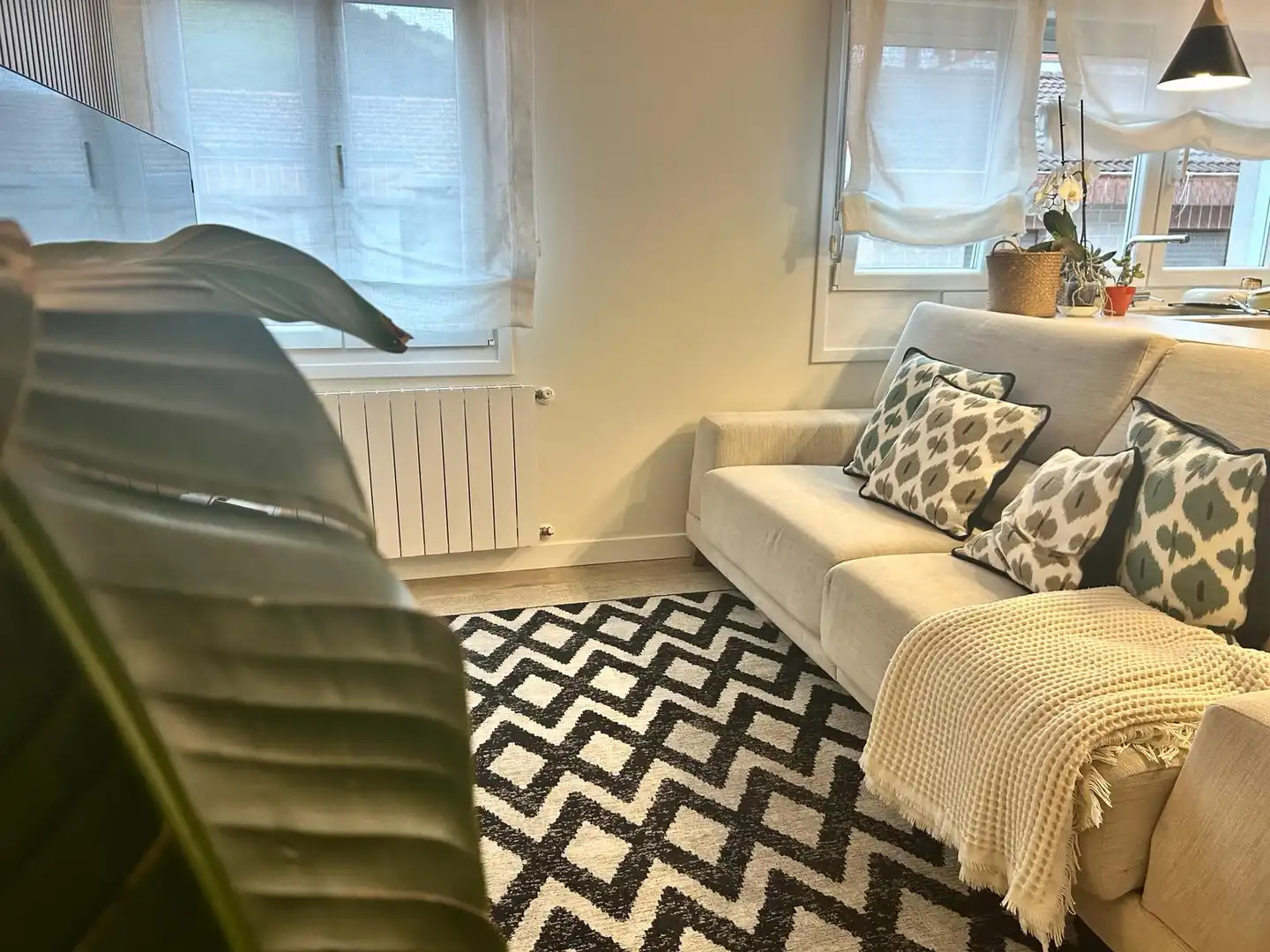 Sala de estar de Piso en venta en Santurtzi  con Calefacción, Parquet y Amueblado