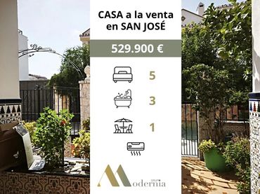 Casa bifamiliare con balcone in vendita a Ciudad Jardín