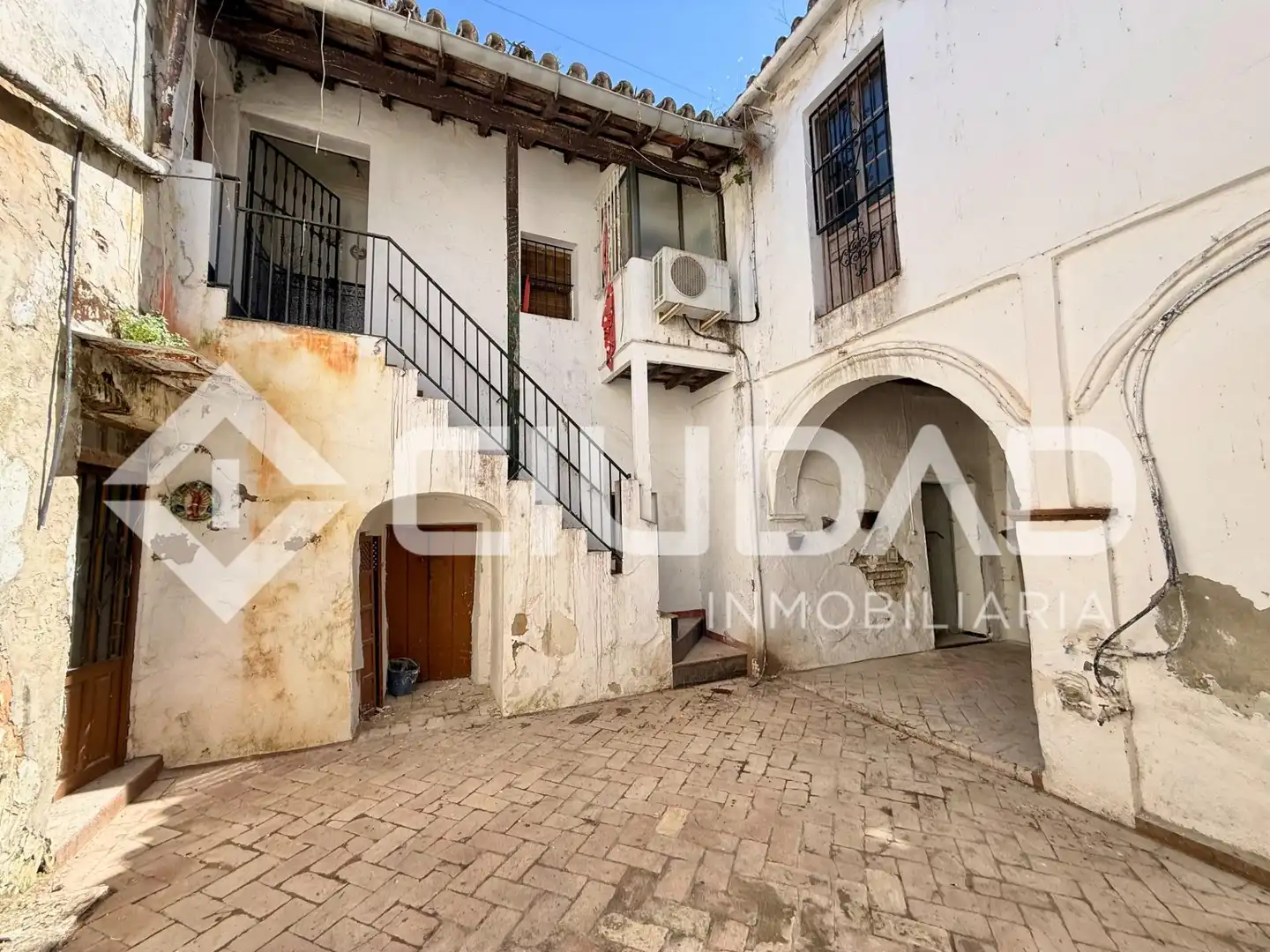 Vista exterior de Pis en venda en Lebrija