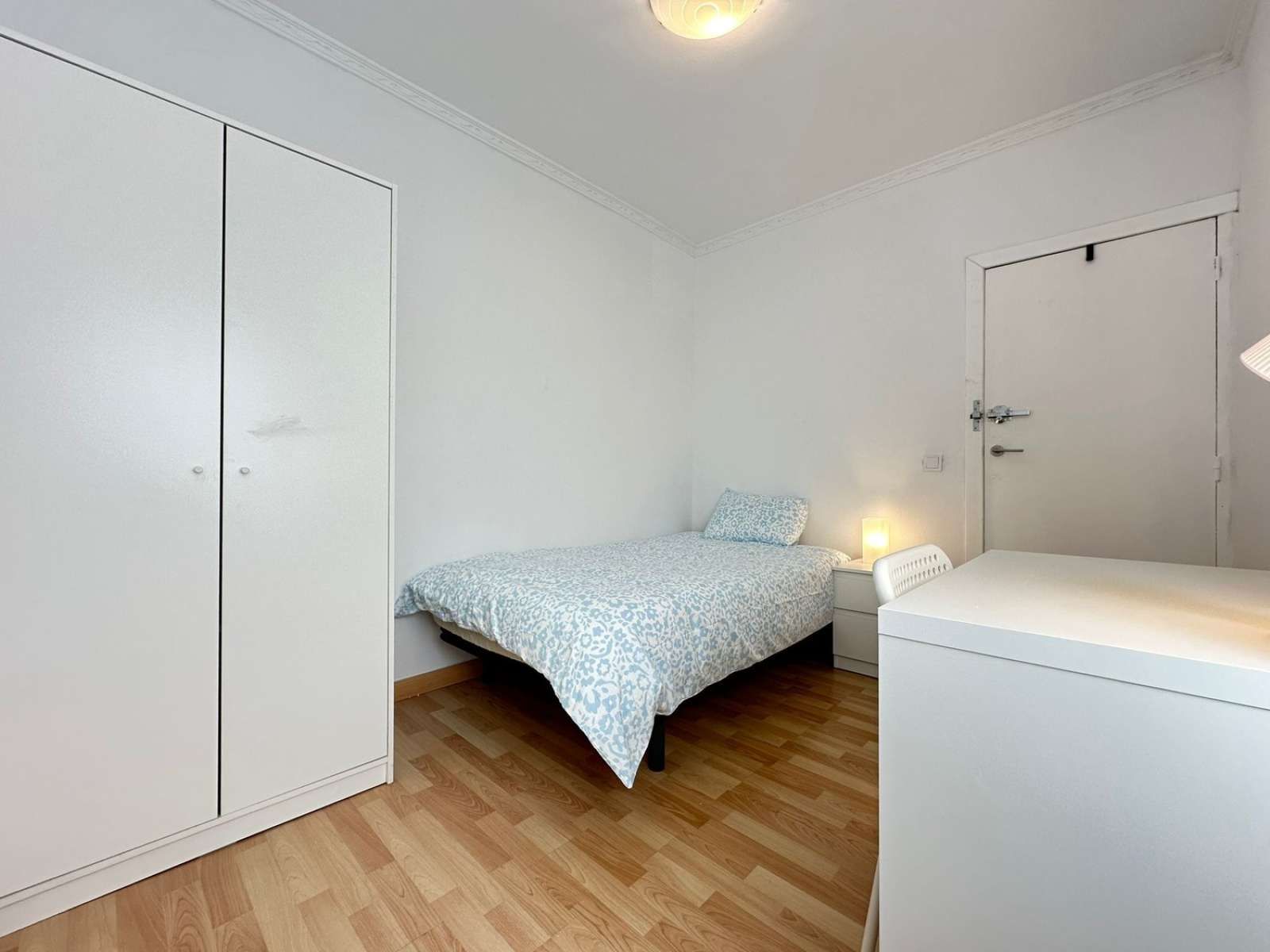 Flat to share in Reyes Católicos