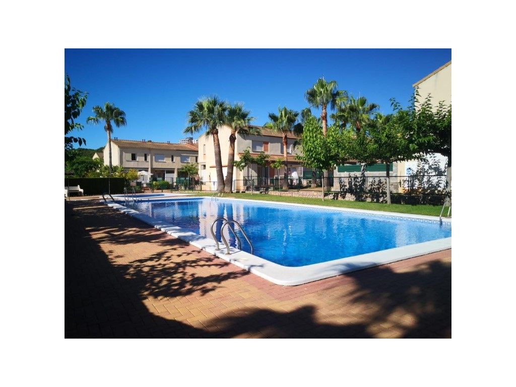 Piscina de Casa adosada de alquiler en Oropesa del Mar / Orpesa con Aire acondicionado, Jardín privado y Terraza