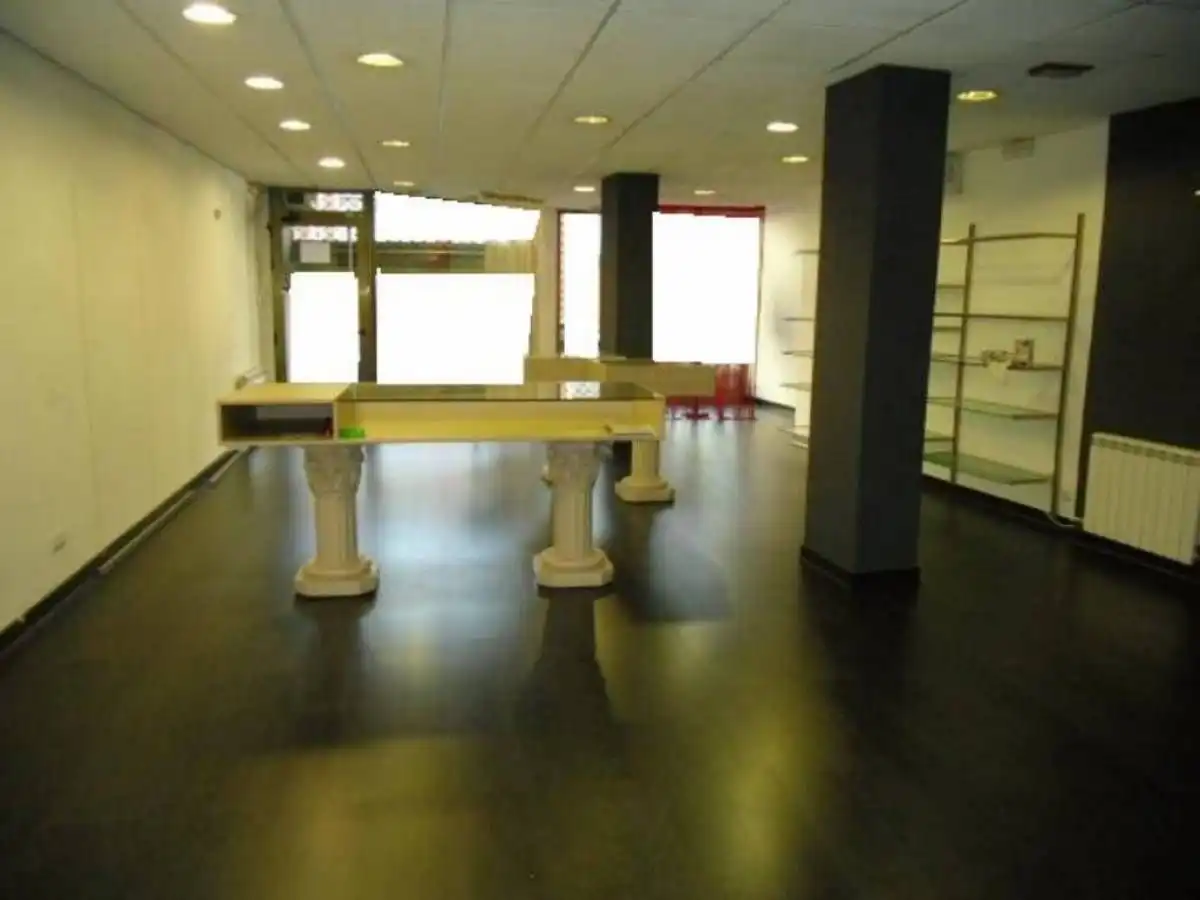 Local commercial à vendre à Sant Fruitós de Bages, imagen 3