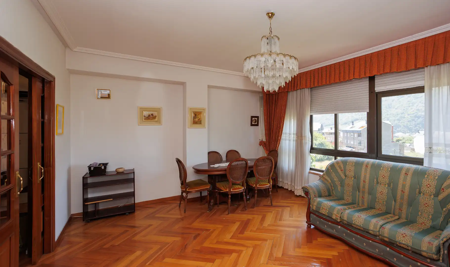 Sala d'estar de Finca rústica en venda en Vilamartín de Valdeorras