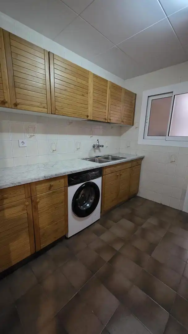 Cocina de Piso de alquiler en Terrassa con Calefacción, Amueblado y Balcón