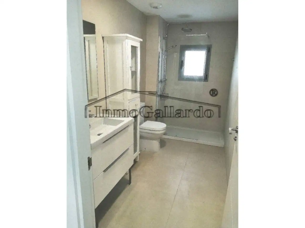 Baño de Ático en venta en Torrox con Aire acondicionado, Terraza y Amueblado