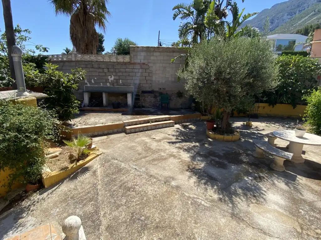 Houses for sale in El Montgó