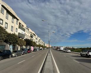 Exterior view of Flat for sale in San Fernando  with Furnished, Oven and Microwave