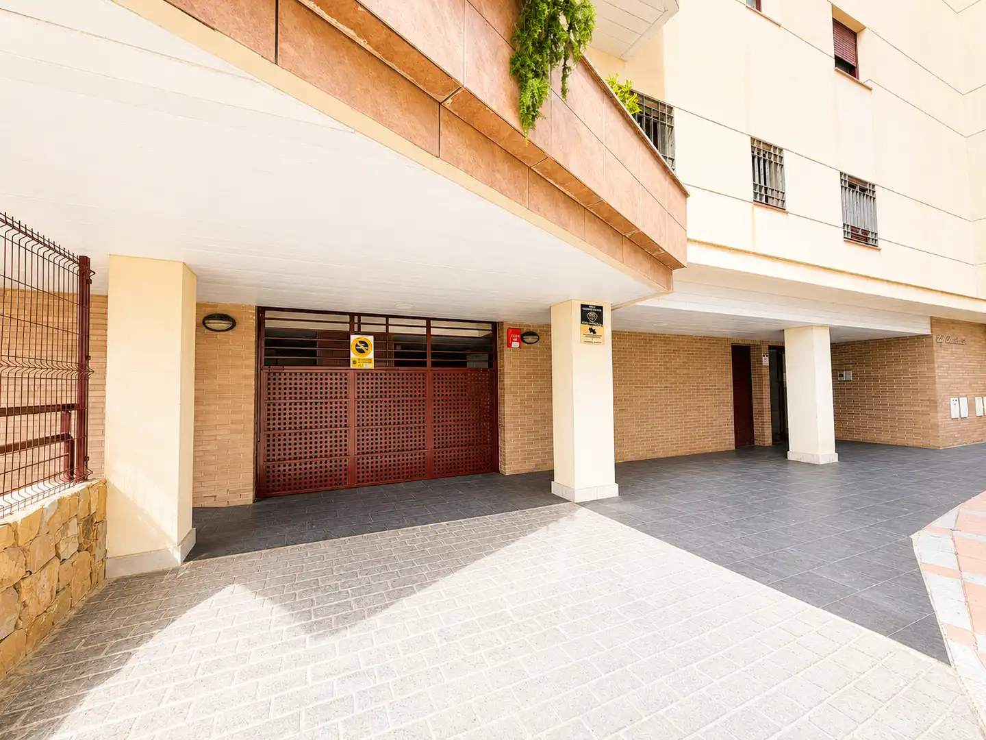 Aparcament de Dúplex en venda en Fuengirola amb Aire condicionat, Moblat i Forn