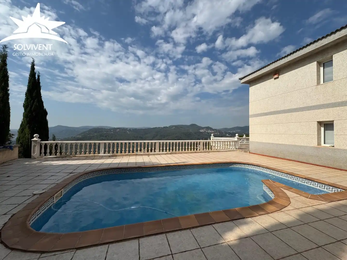 Swimming pool of Houses for sale in Pallejà  with Air Conditioner, Heating and Private garden