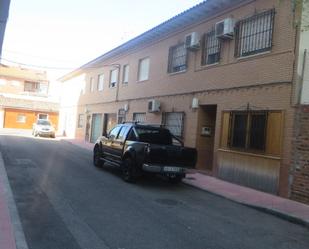 Vista exterior de Casa adosada en venda en Torrijos