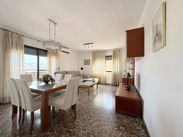 Sala de estar de Piso en venta en Castellón de la Plana / Castelló de la Plana con Aire acondicionado, Calefacción y Terraza