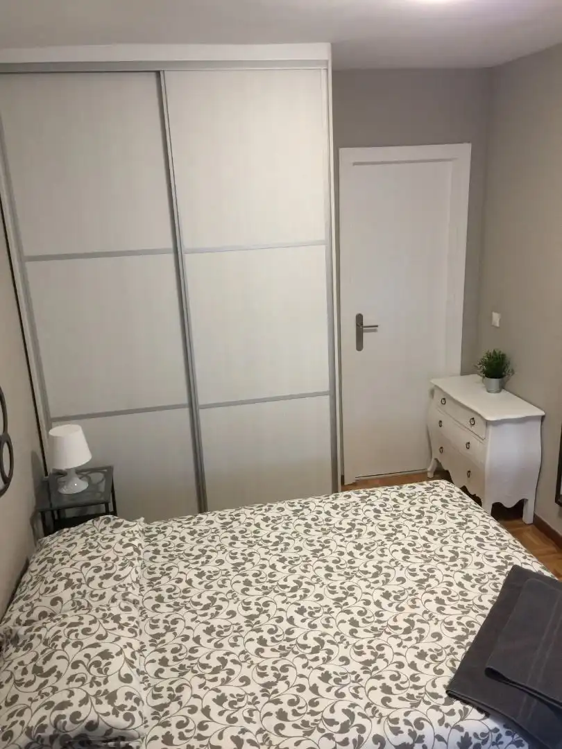 Dormitori de Pis per a compartir en Valladolid amb Calefacció, Parquet i Terrassa