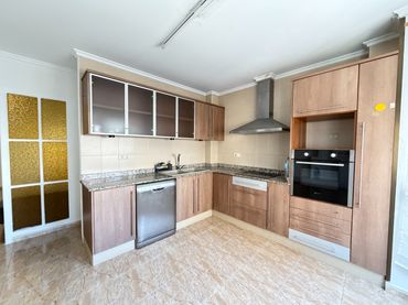 Maison avec balcon à vendre à Carlet
