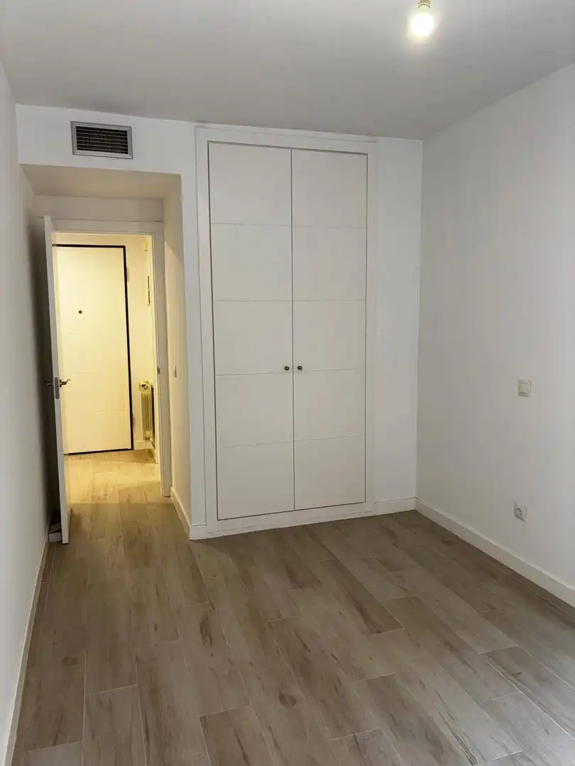 Dormitori de Pis en venda en Carabanchel