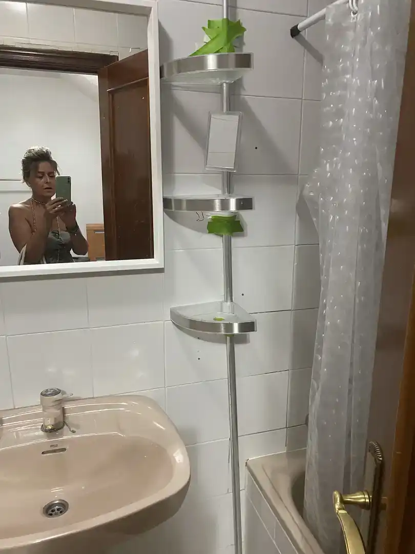 Badezimmer von Wohnung zur Miete in Aranjuez mit Klimaanlage, Parkett und Möbliert
