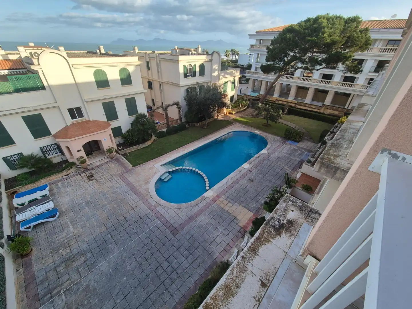 Piscina de Ático de alquiler en Muro con Aire acondicionado, Terraza y Amueblado