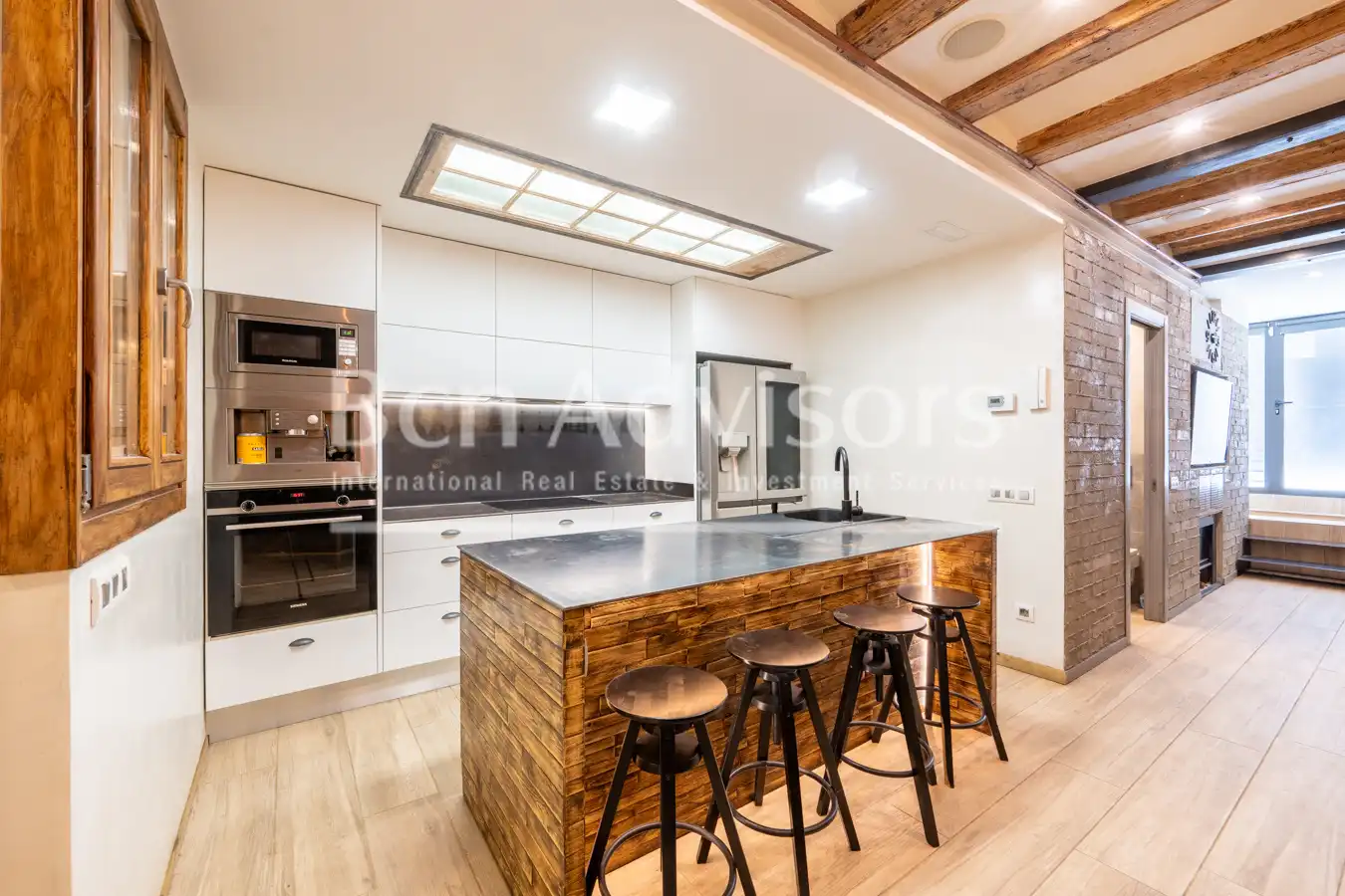 Kitchen of Duplexes for sale in Barcelona  with Air Conditioner, Heating and Parquet flooring