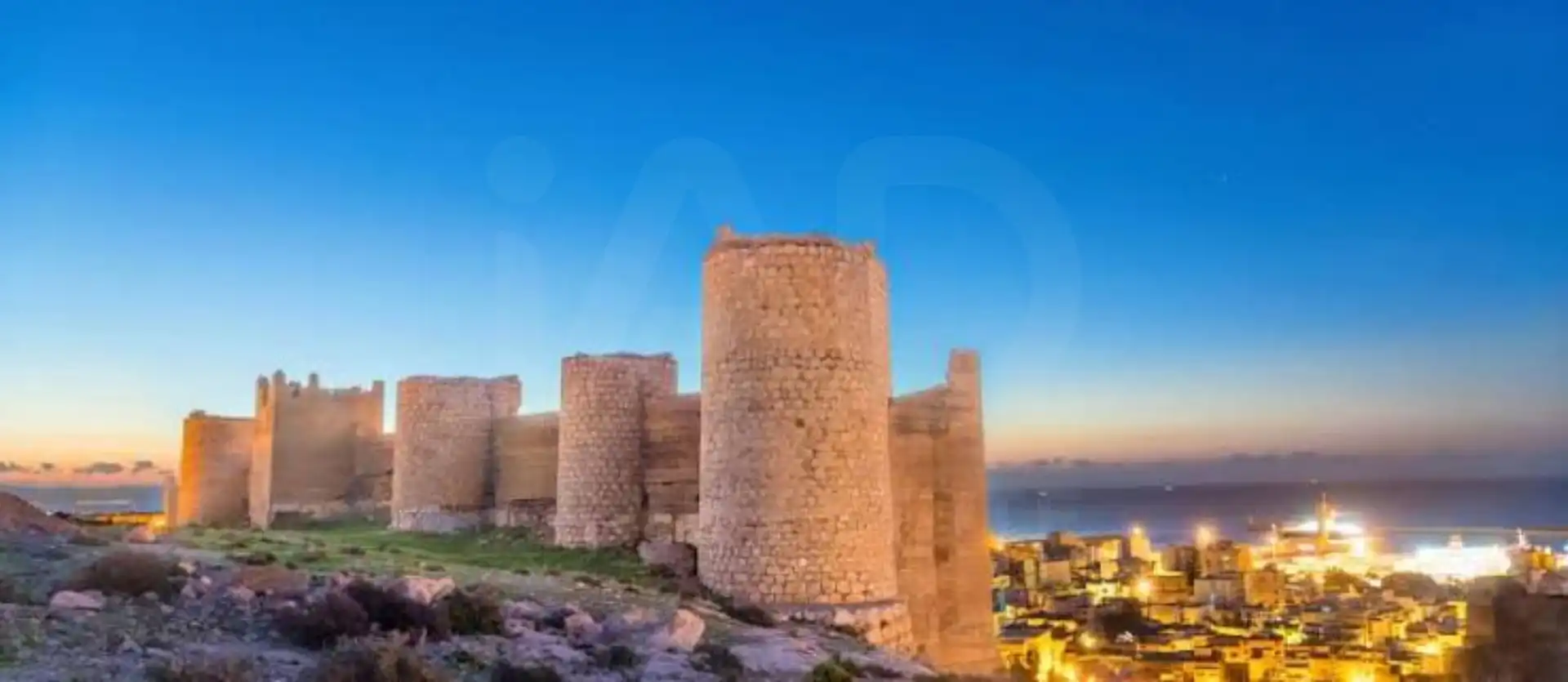 Vista exterior de Piso en venta en Almería con Aire acondicionado, Calefacción y Terraza