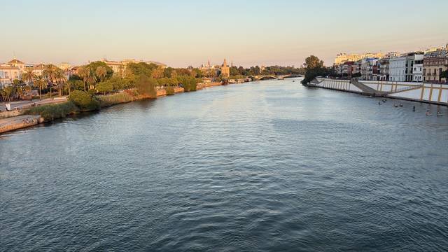Piso en Venta en Calle Jandula en Pedro Salvador - Las Palmeritas