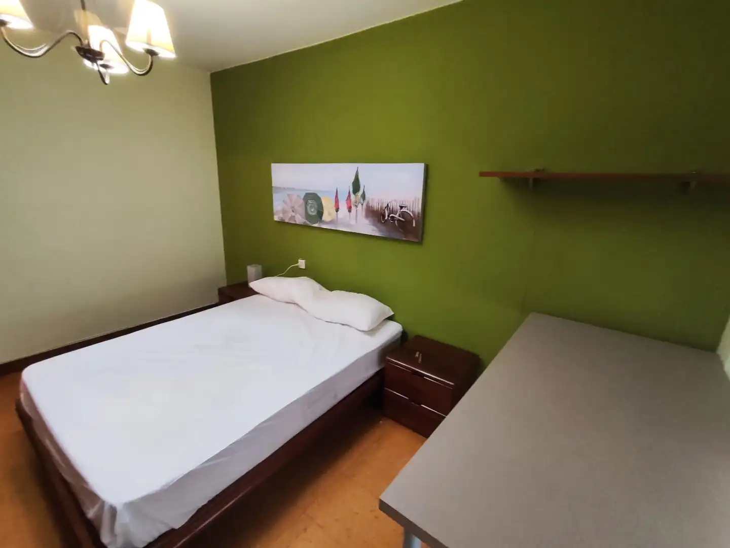 Habitación de Piso de alquiler en A Coruña Capital  con Calefacción y Amueblado