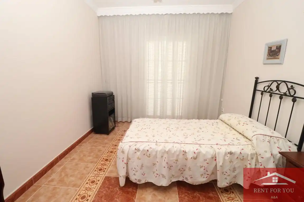 Bedroom of Flat for rent in Alhaurín El Grande  with Air Conditioner, Furnished and Balcony