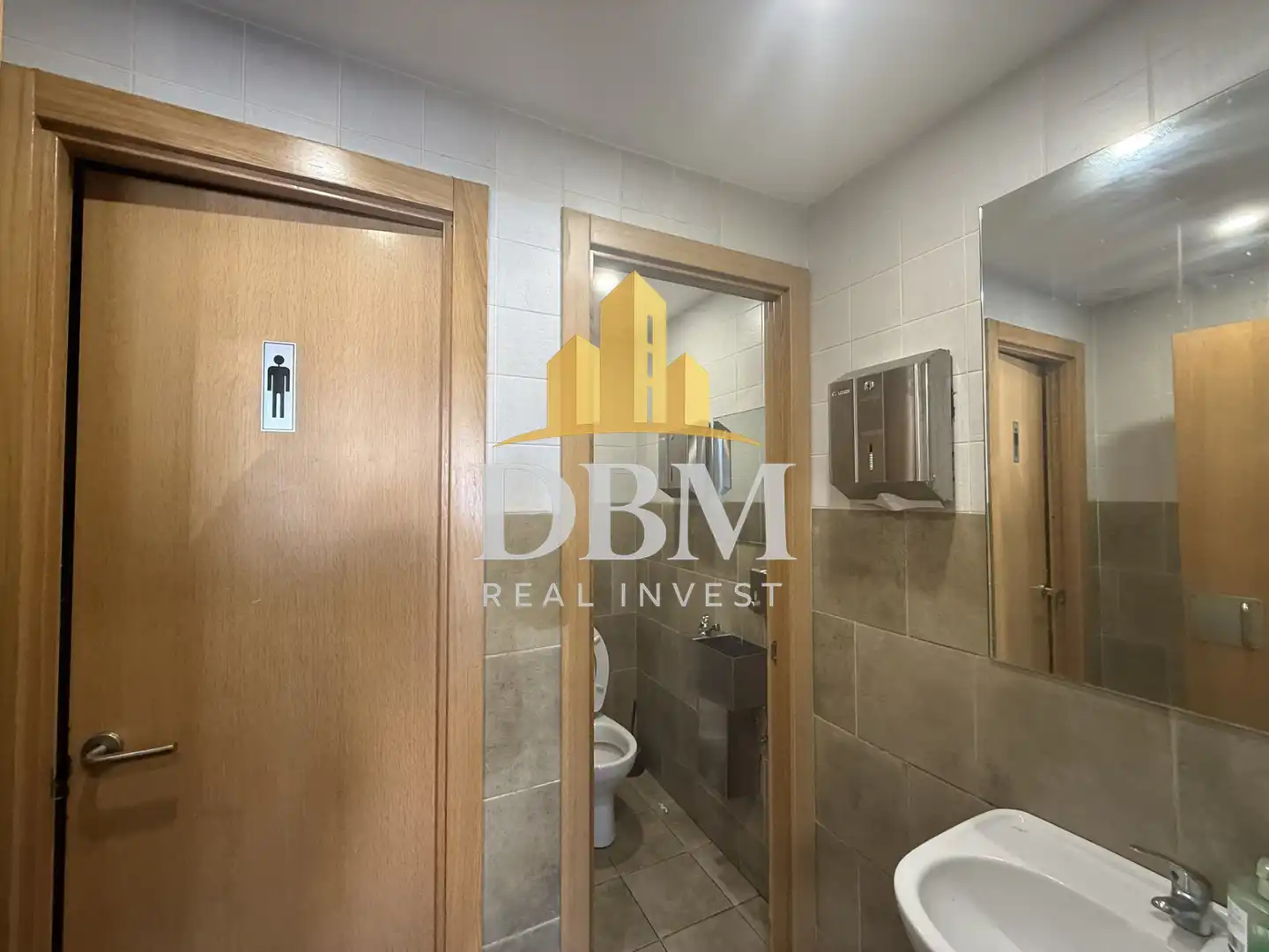 Business premises for transfer in Nou Barris, imagen 18
