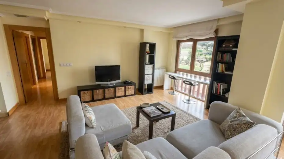 Living room of Flat for sale in León Capital   with Heating, Parquet flooring and Oven