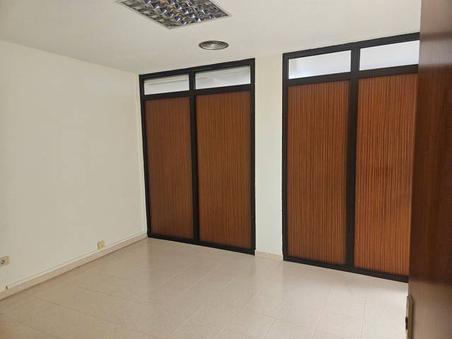 Oficina en Alquiler en TF-64, 113 en San Isidro