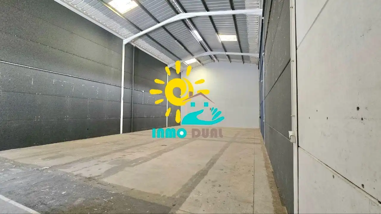 Nave industrial de alquiler en Badajoz