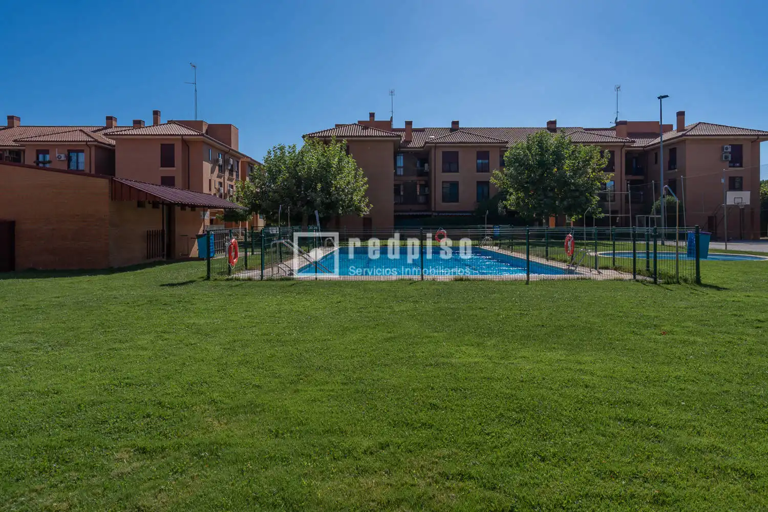 Piscina de Piso en venta en Humanes de Madrid con Aire acondicionado, Calefacción y Parquet
