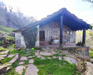 Exterior view of House or chalet for sale in San Pedro del Romeral  with Private garden, Terrace and Storage room
