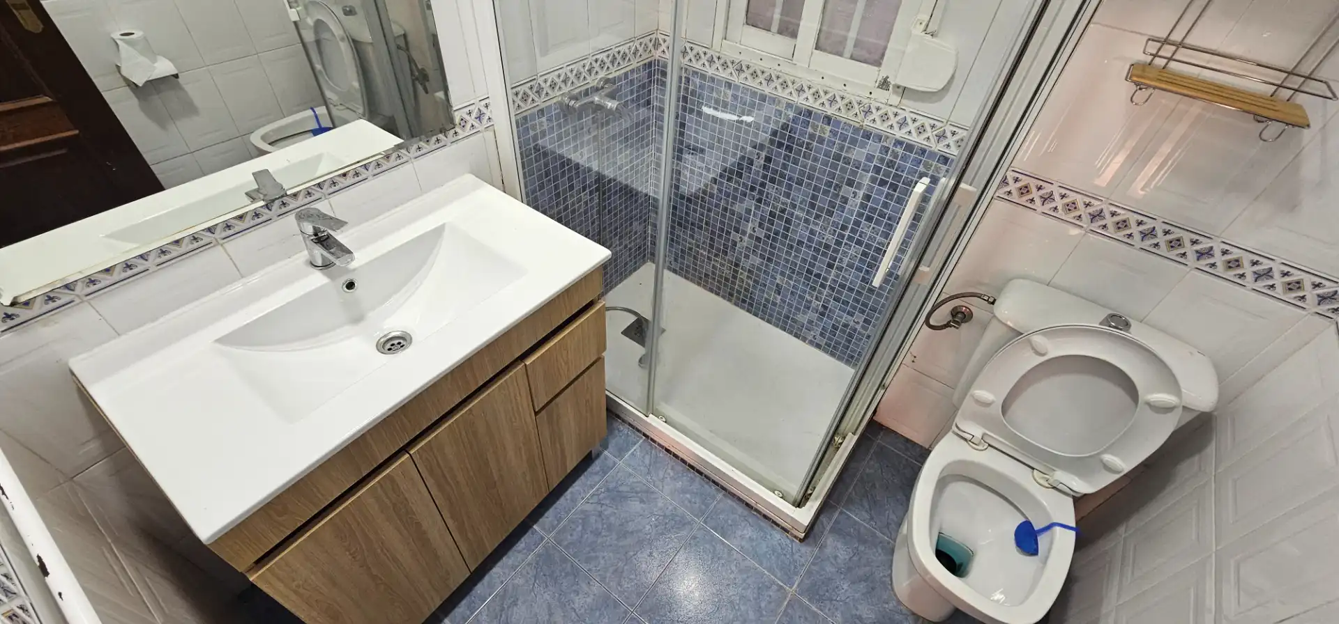 Baño de Piso en venta en Maracena con Amueblado