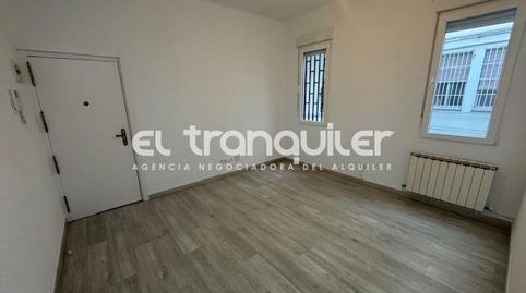 Foto 2 de Piso de alquiler en Avenida Ciudad de Barcelona, Pacífico, Madrid Capital