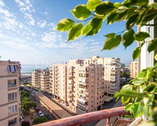 Vista exterior de Àtic en venda en Benicasim / Benicàssim amb Aire condicionat, Terrassa i Piscina