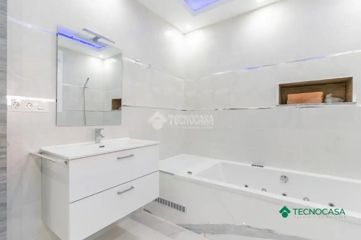 Baño de Casa adosada en venta en Vícar con Aire acondicionado, Trastero y Piscina