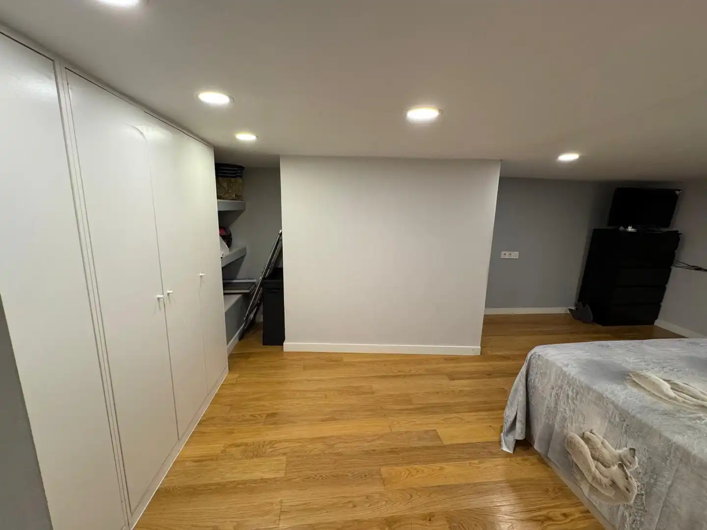 Planta baja en venta en L'Hospitalet de Llobregat con Aire acondicionado